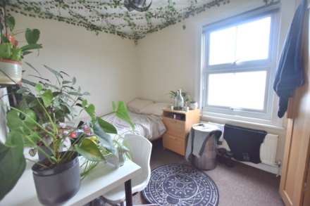 Orts Road, Reading, Image 4