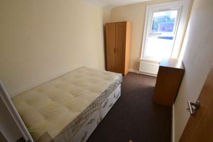 Orts Road, Reading, Image 10