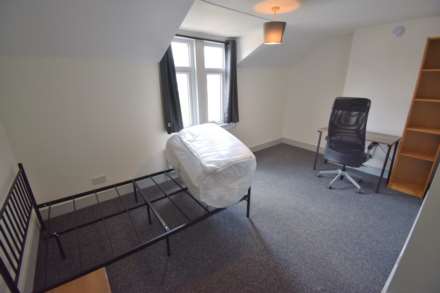 Hamilton Road, Reading, Image 15