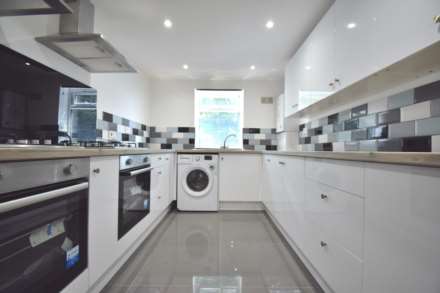 Hamilton Road, Reading, Image 4