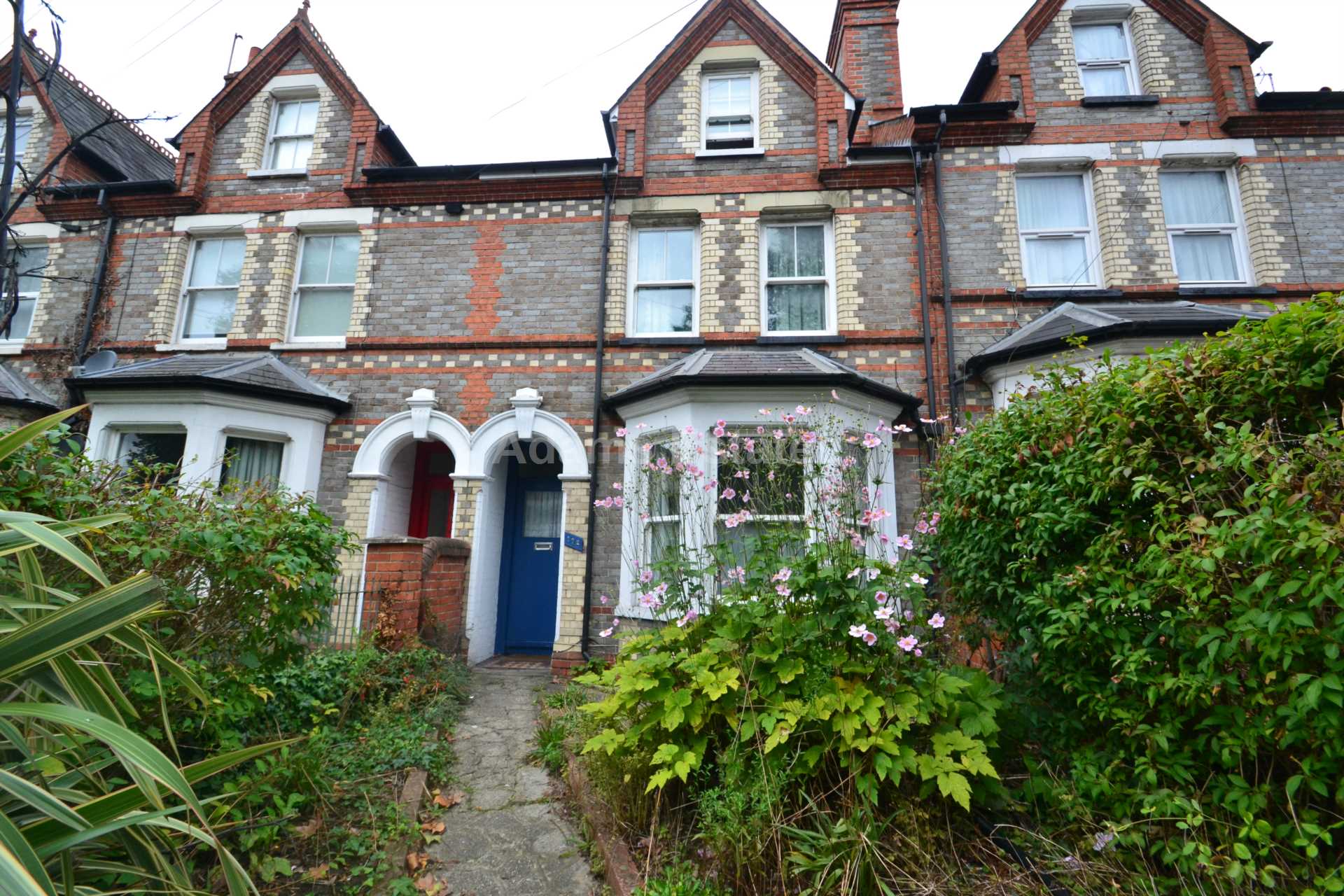 Basingstoke Road, Reading, Image 1