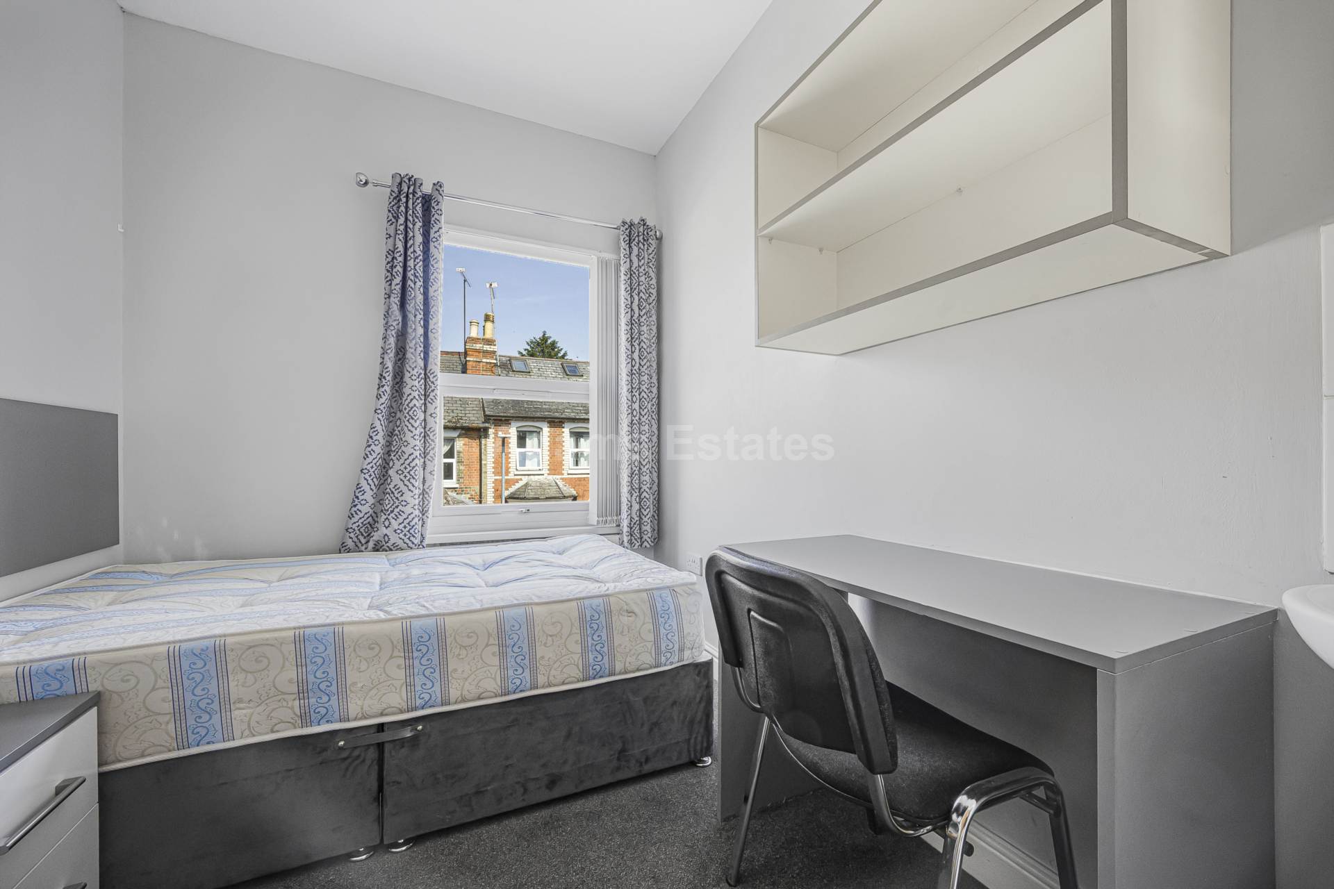Donnington Road, Reading, Image 10