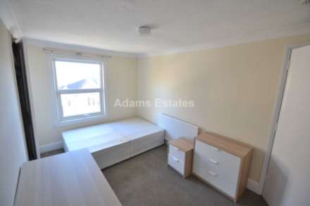 Watlington Street, Reading, Image 14