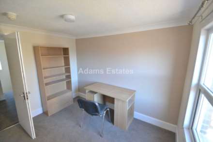 Watlington Street, Reading, Image 8