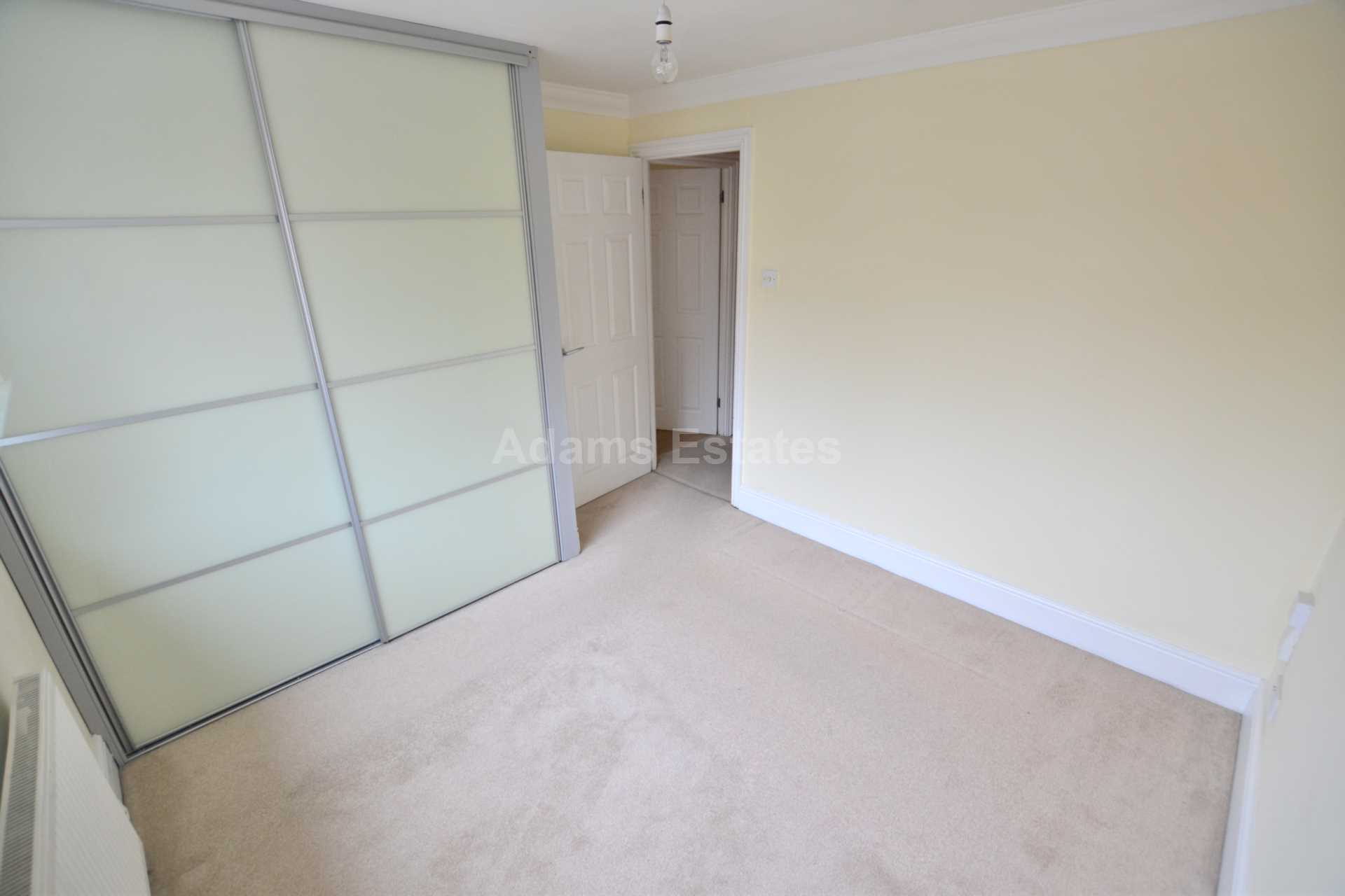 Lomond Avenue, Caversham, Reading, Image 3