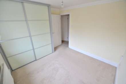 Lomond Avenue, Caversham, Reading, Image 3