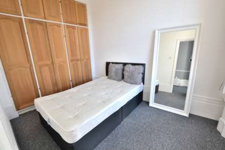 Castle Hill, Reading, Image 5