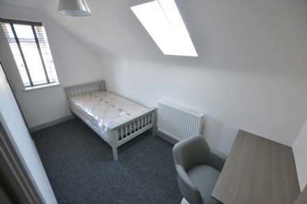Cholmeley Road, Reading, Image 4