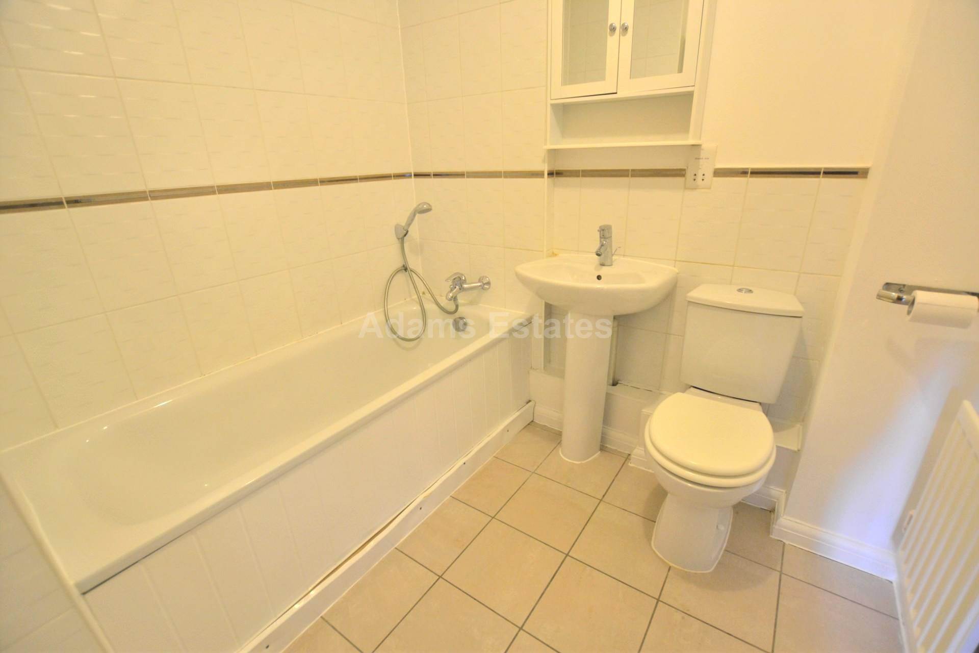 Iliffe Close, Reading, Image 9