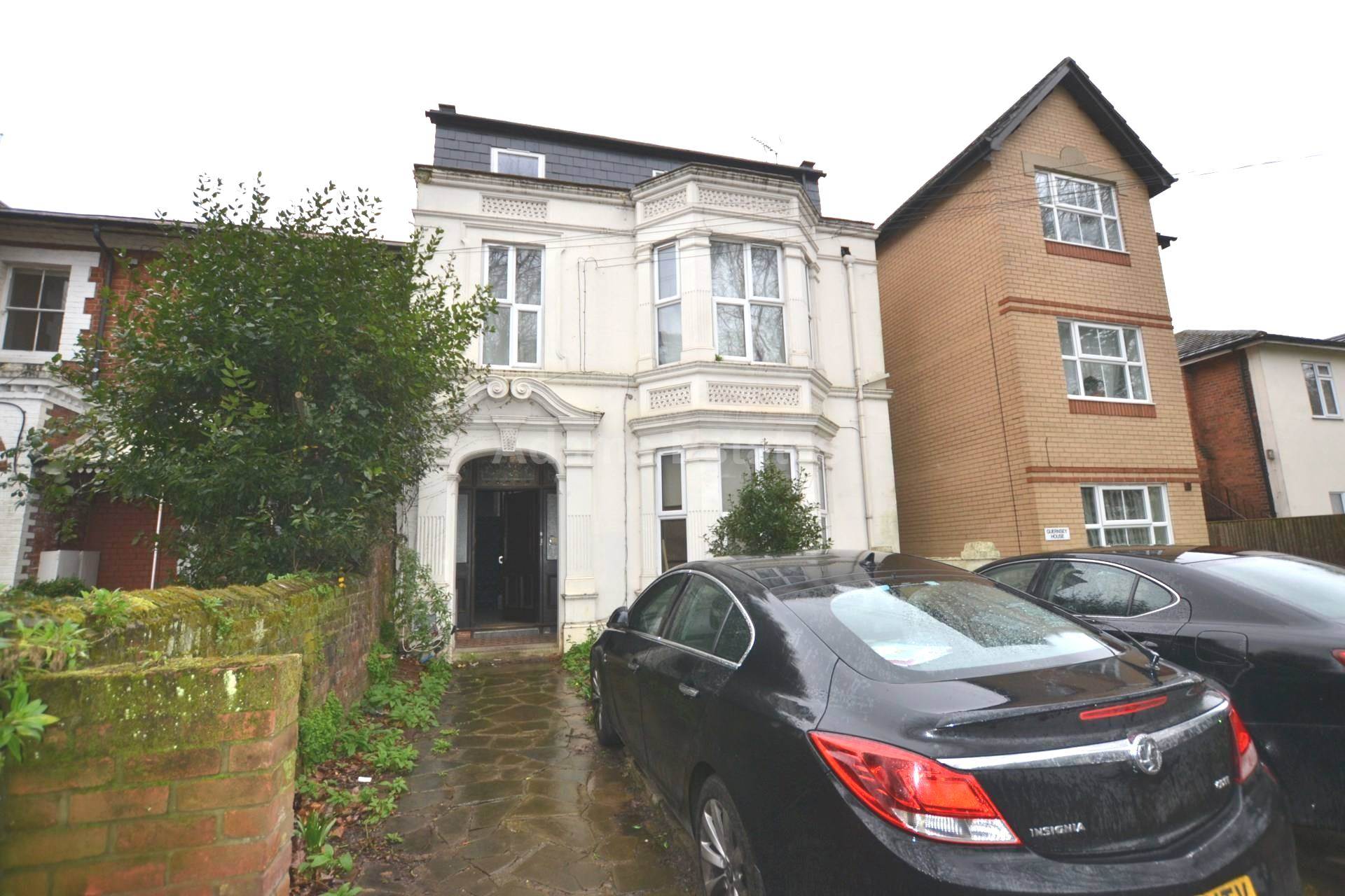 London Road, Reading, Image 1