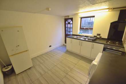 Zinzan Street, Reading, Image 3