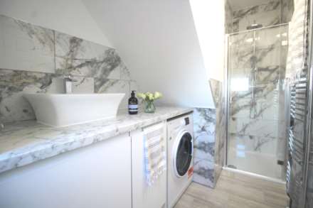 Tilehurst Road, Reading, Image 8