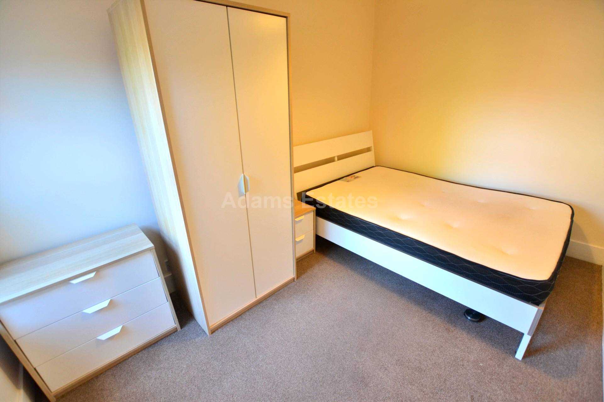 Curzon Street, Reading, Image 10