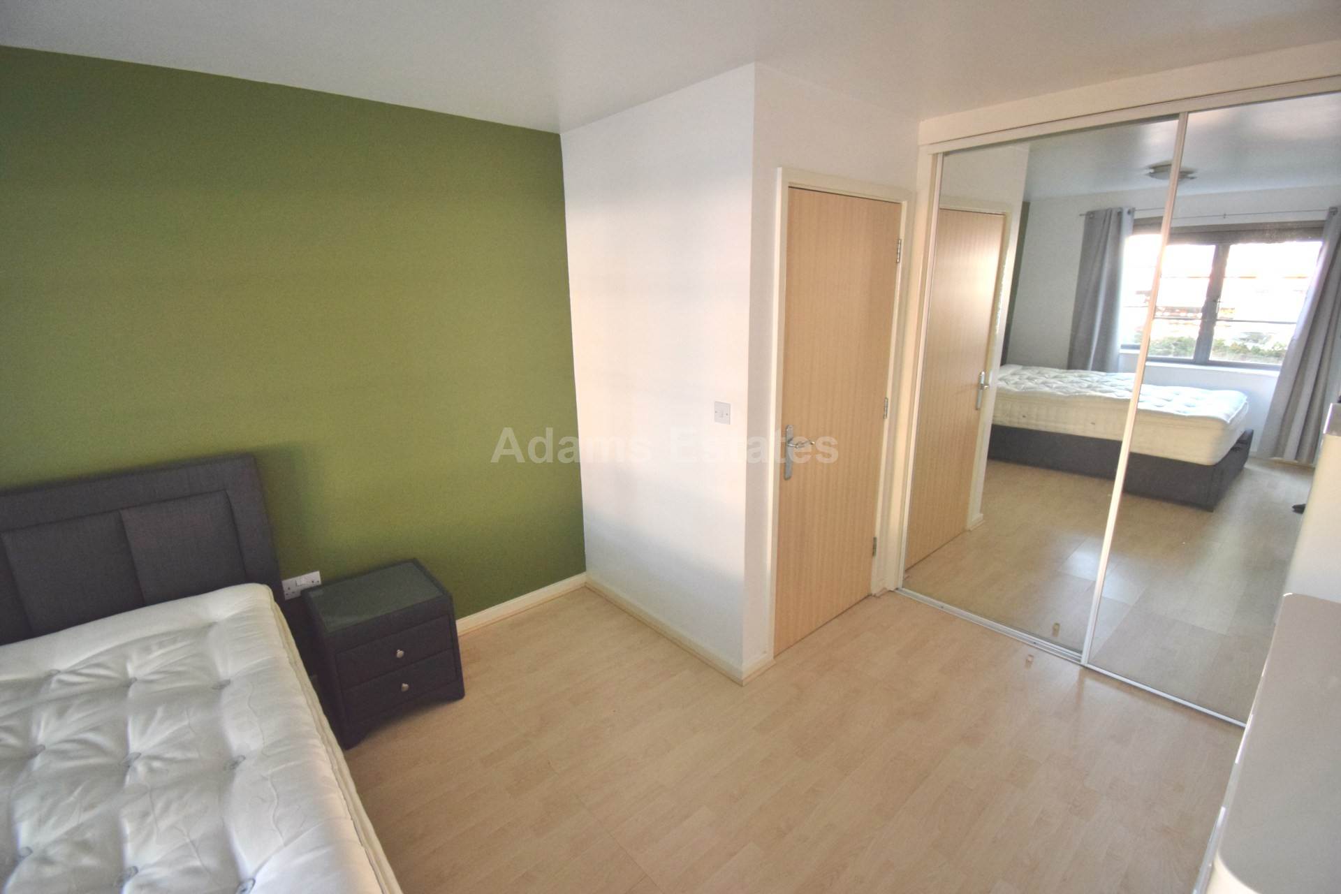 Quadrant Court, Jubilee Square, Image 7