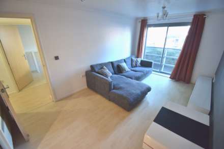 Quadrant Court, Jubilee Square, Image 2