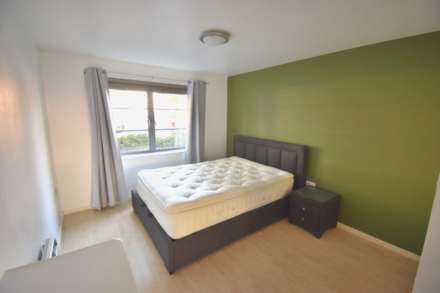 Quadrant Court, Jubilee Square, Image 5