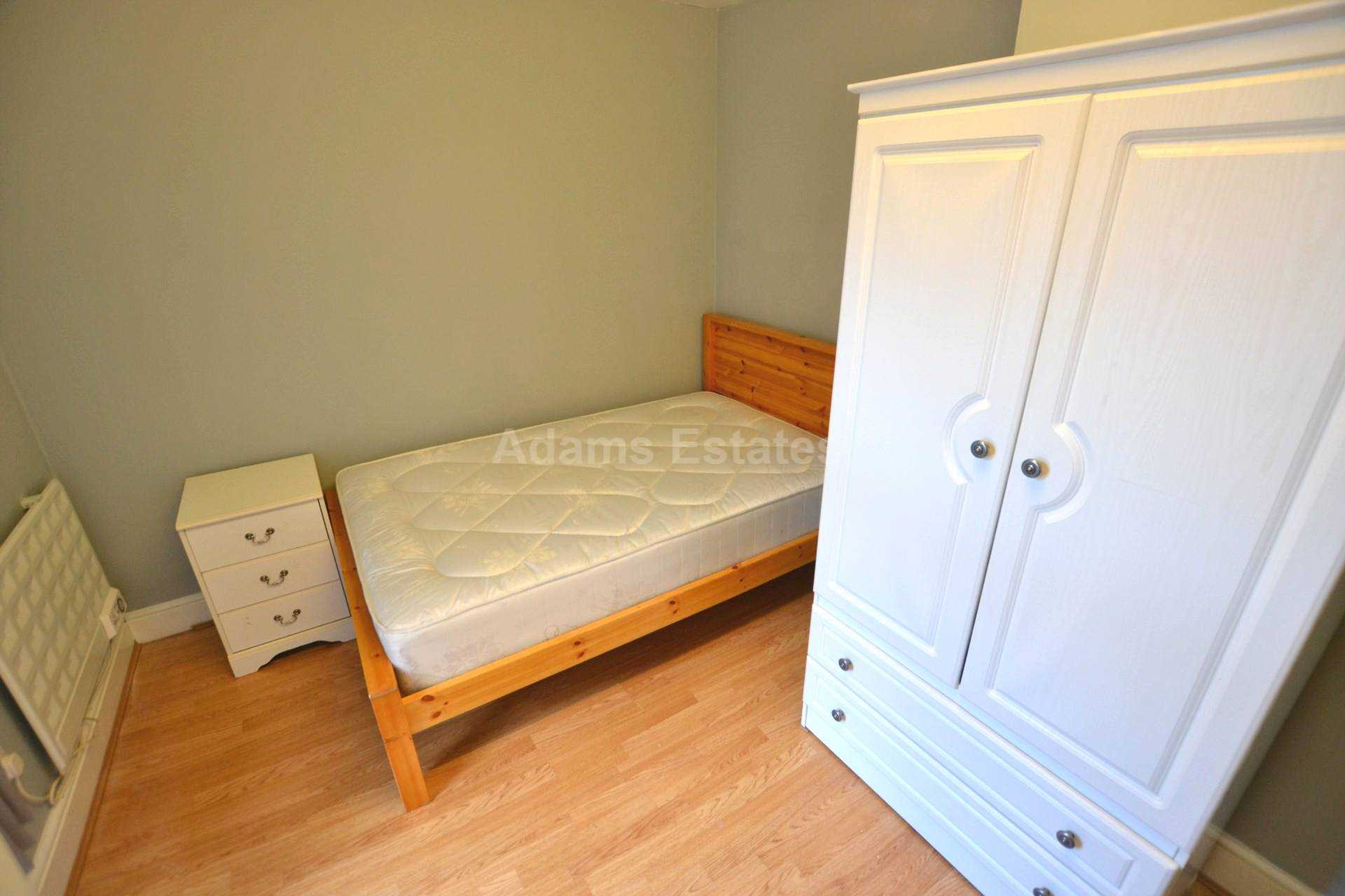 Flat 5, London Street, Reading, Image 3