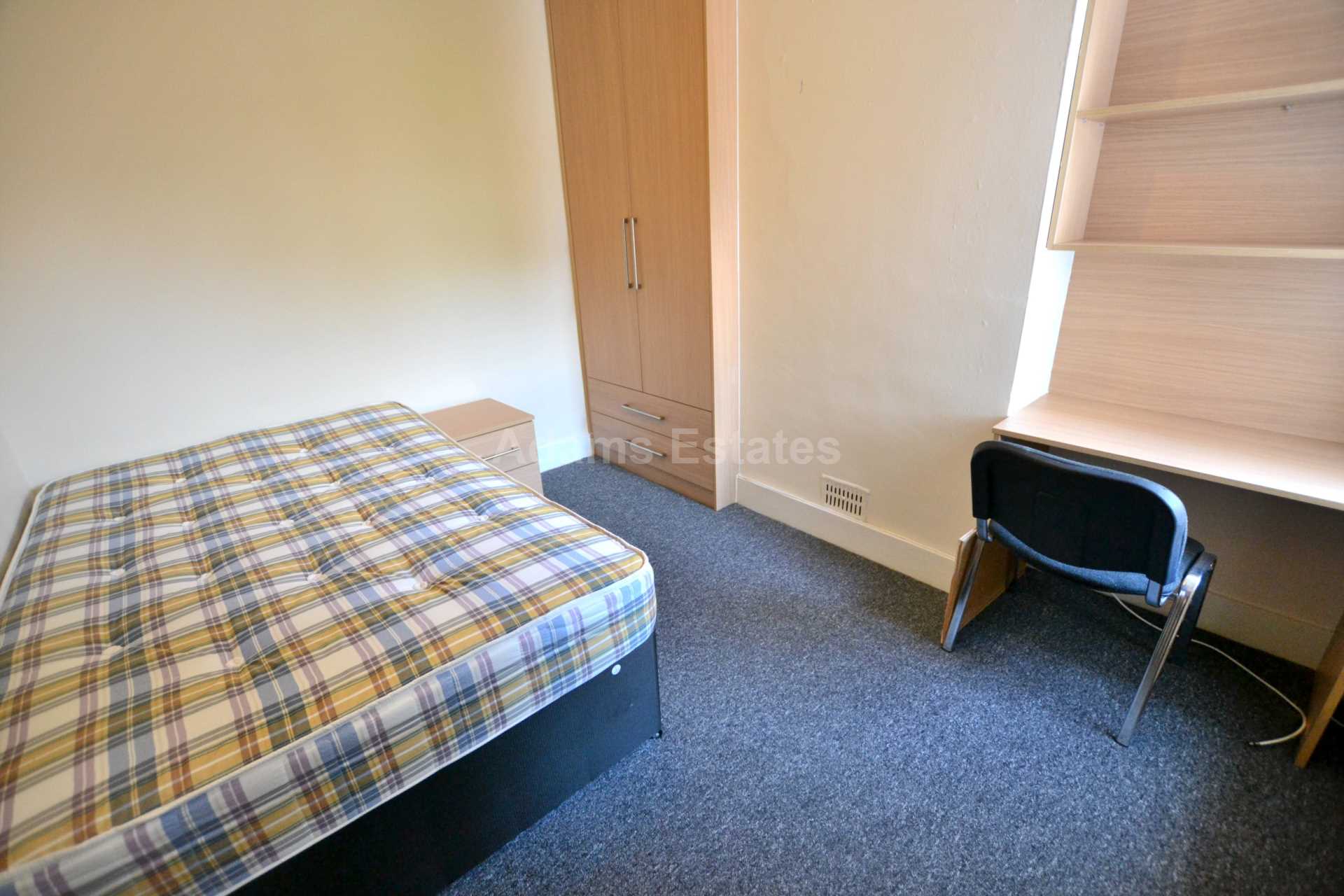 Swainstone Road, Reading, England, Image 6