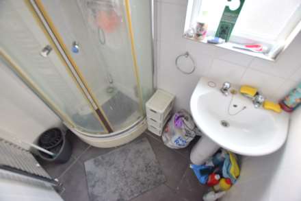 Swainstone Road, Reading, England, Image 12