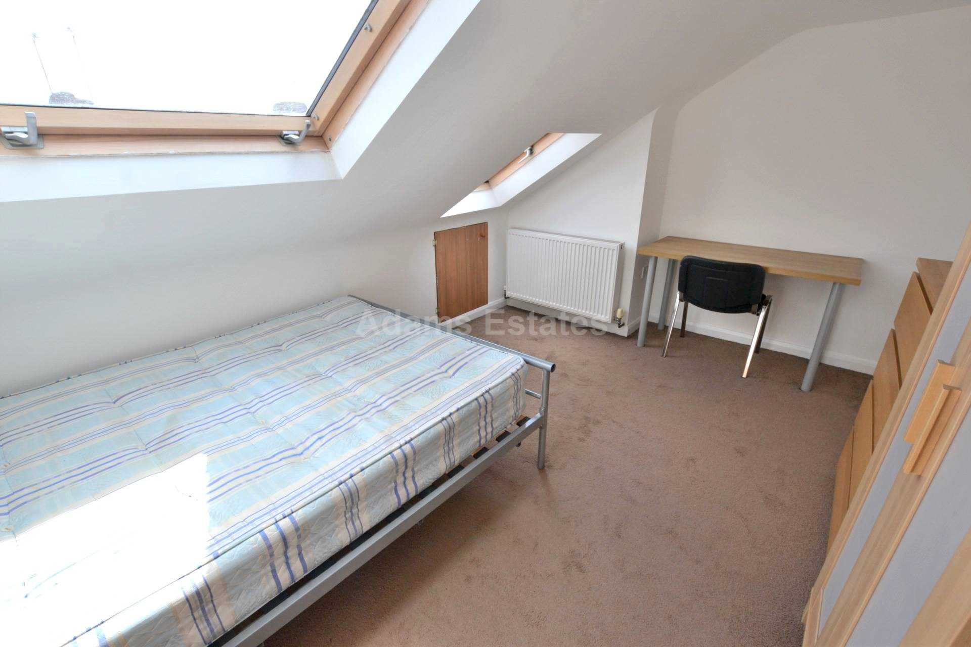 Donnington Gardens, Reading, Image 13