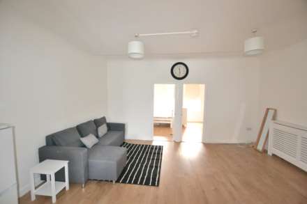 London Road, Reading, Image 1