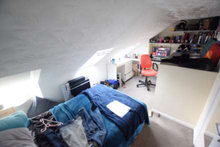 London Road, Reading, Image 14