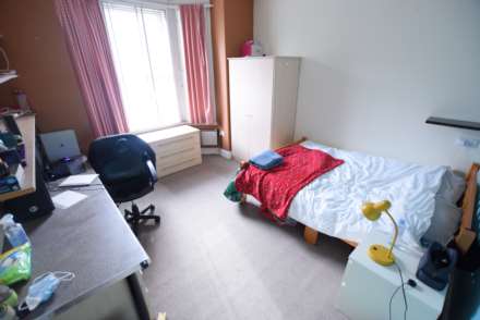London Road, Reading, Image 8
