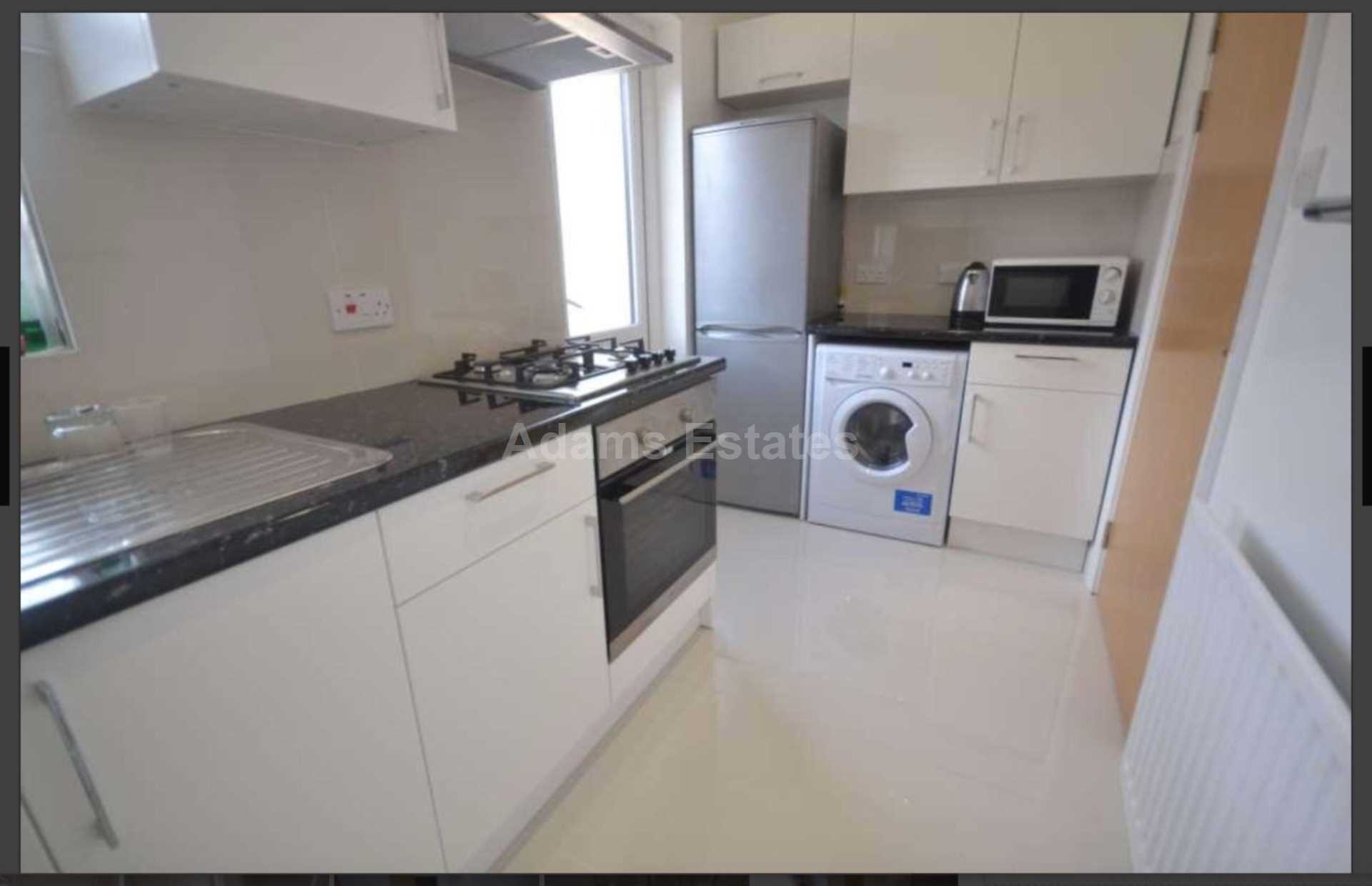 Upper Crown Street, Reading, Image 3