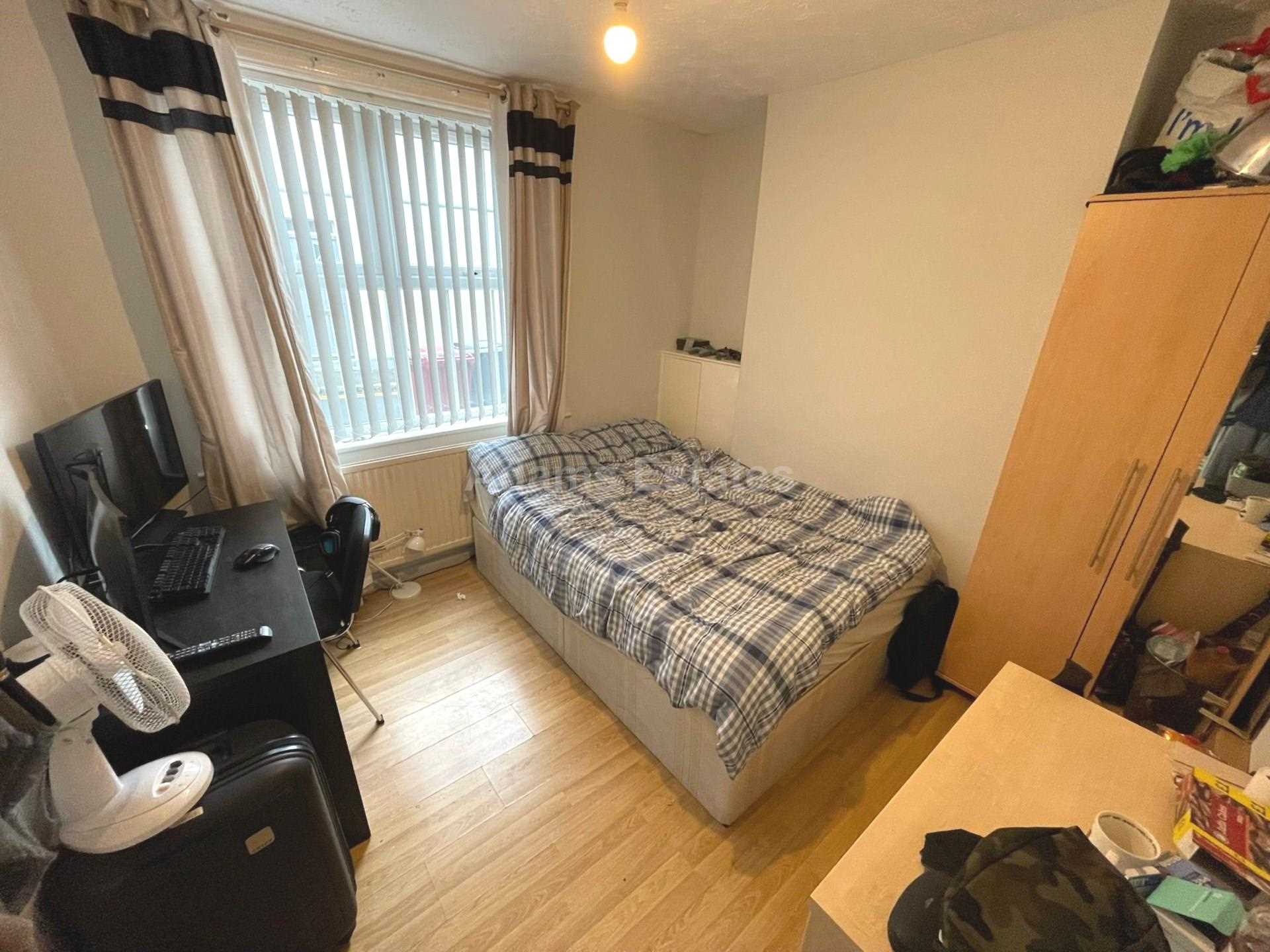 Eldon Terrace, Reading, Image 10