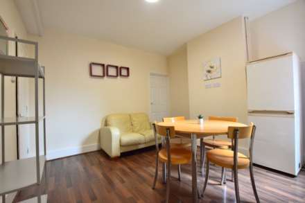 Property For Rent Southampton Street, Reading