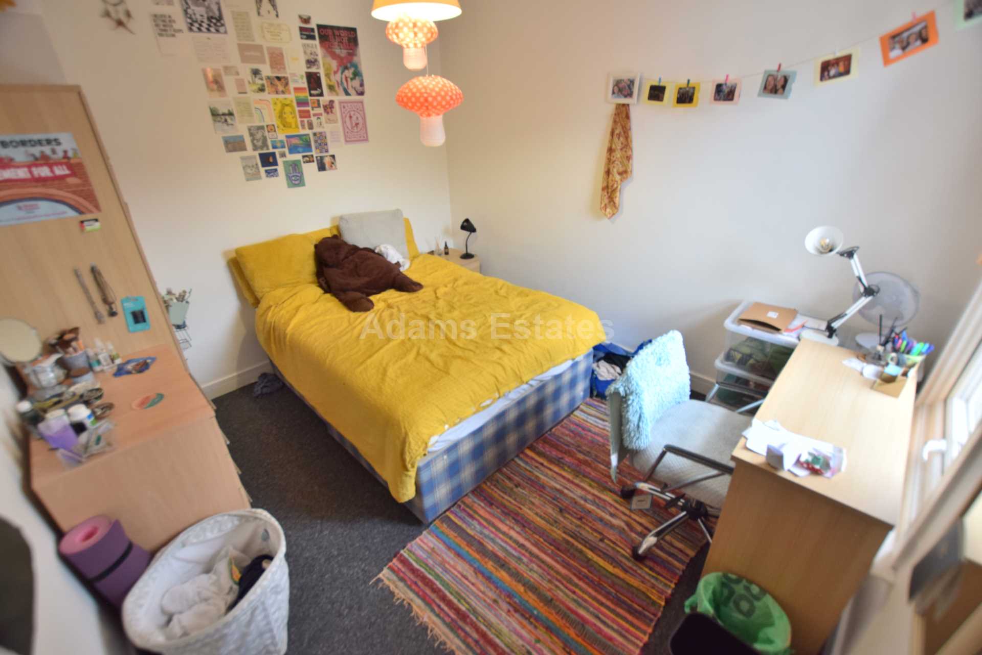 Donnington Gardens, Reading, Image 8