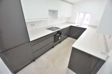Blenheim Road, Reading, Image 1