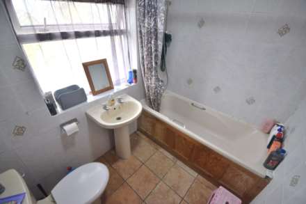 Culver Lane, Earley, Image 10