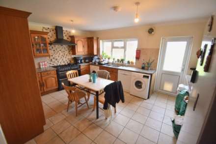 Culver Lane, Earley, Image 3