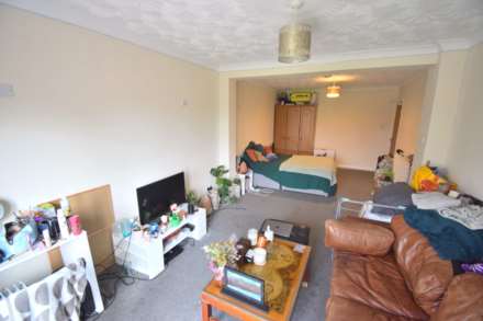 Culver Lane, Earley, Image 5