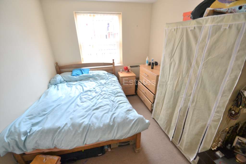 Cumberland Road, Reading, Image 4