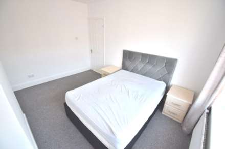 Wantage Road, Reading, Image 12