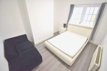 Wantage Road, Reading, Image 5