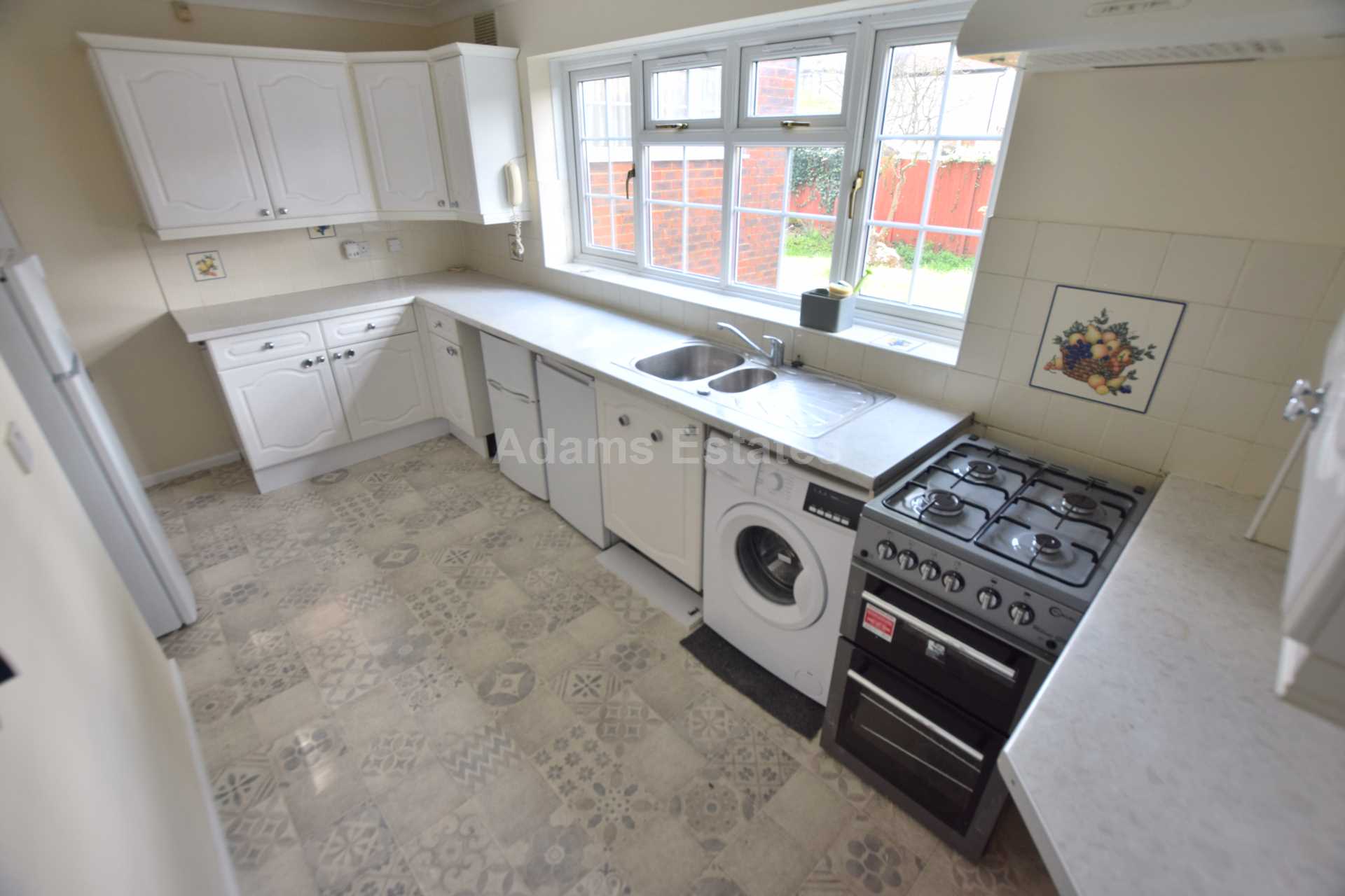 Woolacombe Drive, Reading, Image 5