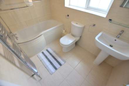 Woolacombe Drive, Reading, Image 9