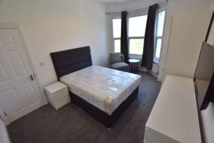 1 Bedroom Room (Double), Room 6, Wokingham Road, Reading