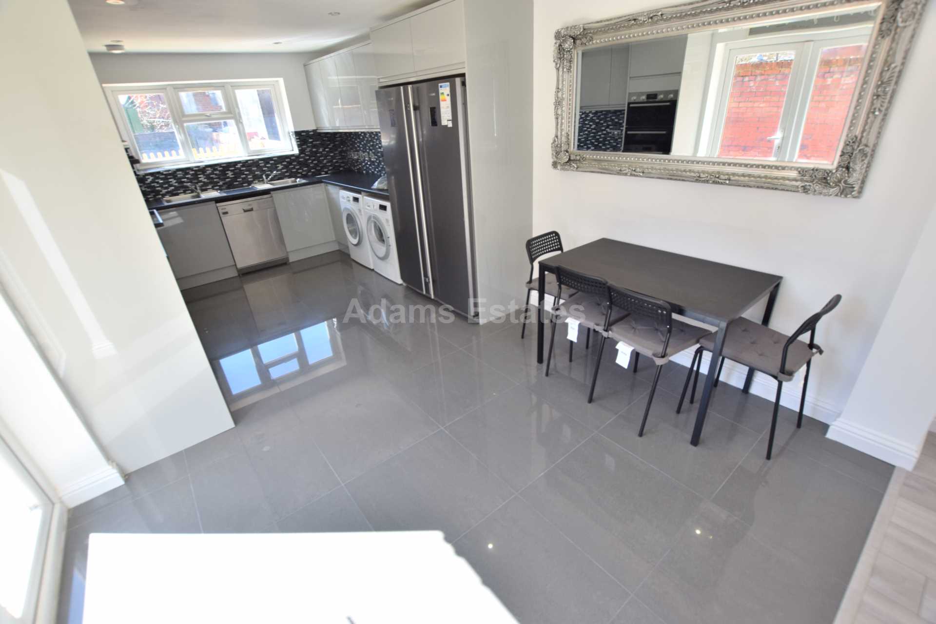 Room 7, Wokingham Road, Reading, Image 6