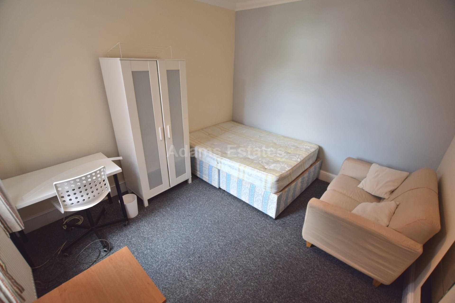 Donnington Road, Reading, Image 4