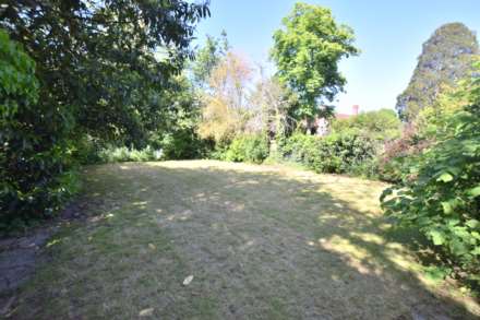 Christchurch Gardens, Reading, Image 11