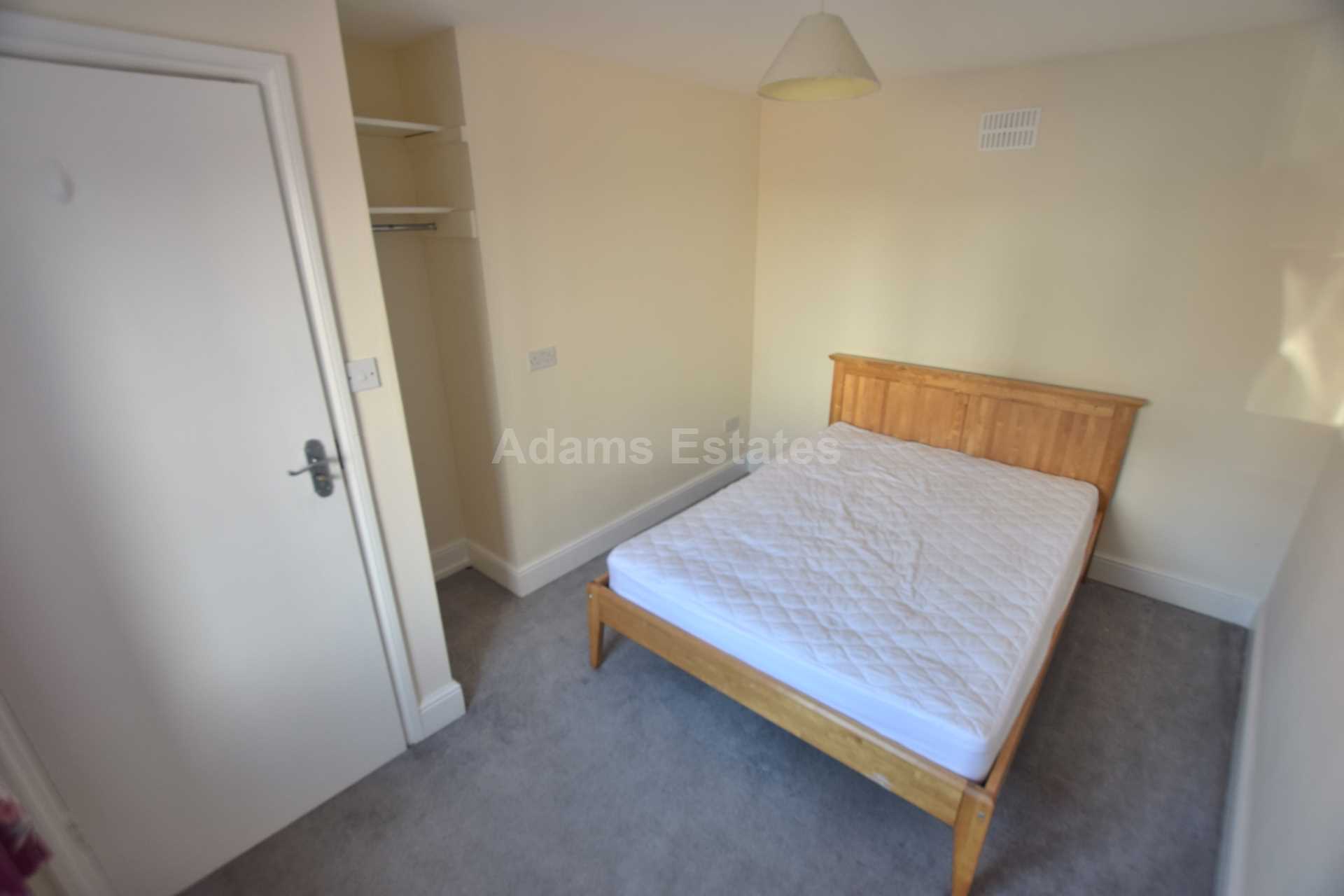 Annex, Tilehurst Road, Reading, Image 1