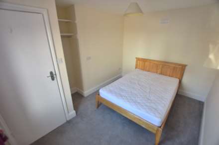 Annex, Tilehurst Road, Reading, Image 1