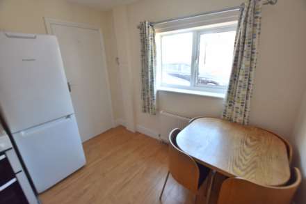 Annex, Tilehurst Road, Reading, Image 4
