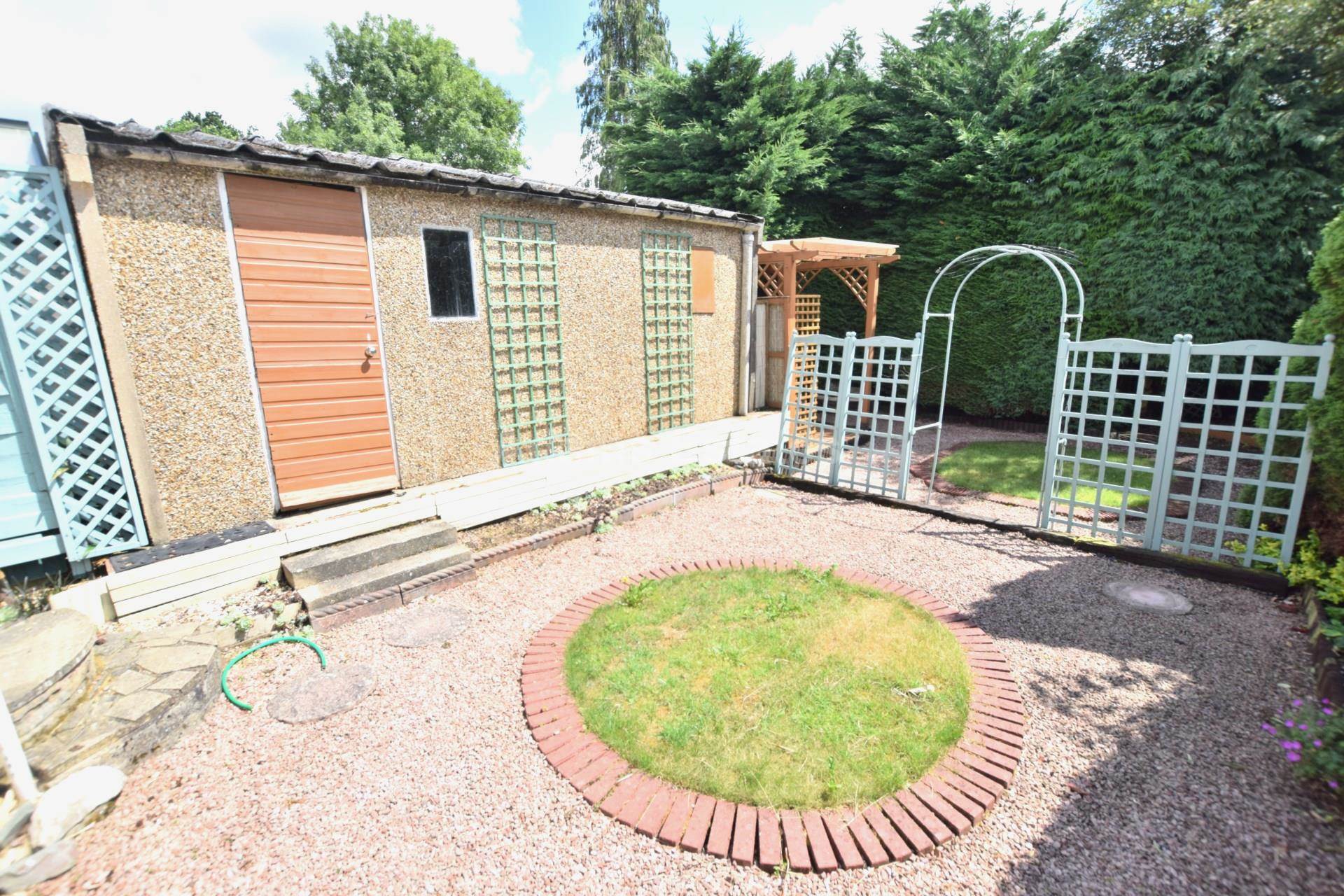 Harcourt Drive, Reading, Image 17