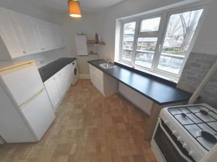 Grovelands Road, Reading, Image 2