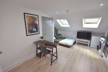 Property For Rent Gloucester Road, Reading